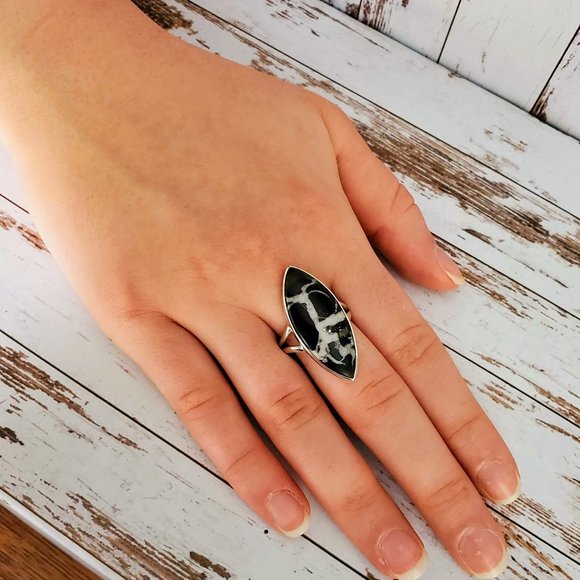 Exotic Septarian Nodule Ring - Picture 3 of 4